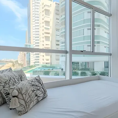 Apartamento Espectacular Vista Al Mar - Edificio Infinito 702